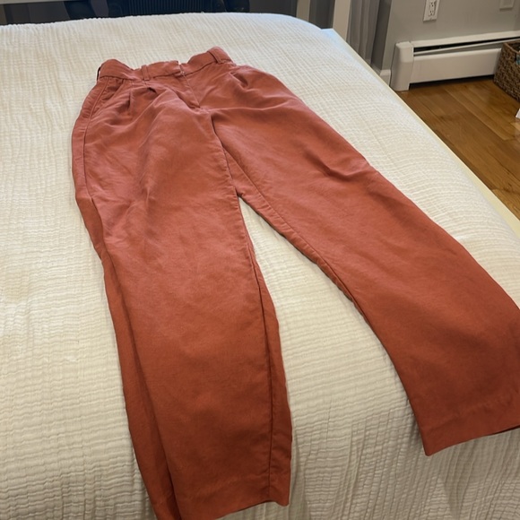Aritzia Wilfred effortless pants - Picture 2 of 3